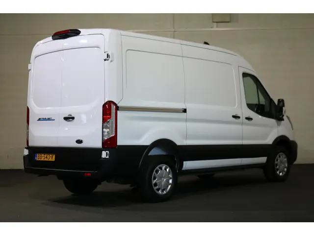 Ford E-Transit 350 L2 H2 Trend 68 kWh 2025 Elektrisch 7