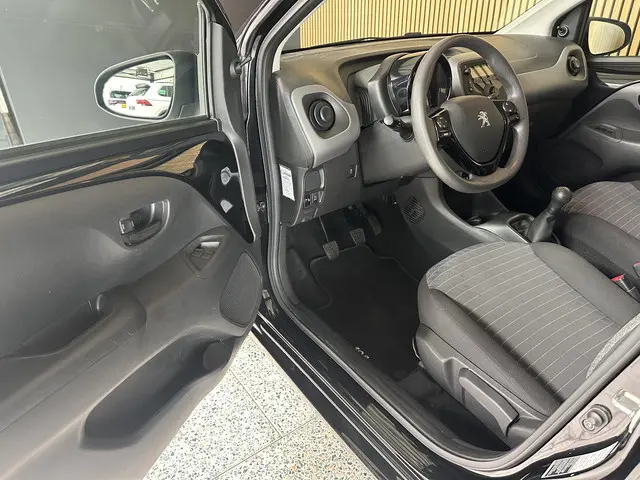 Peugeot 108 1.0 e-VTi Active 2022 Benzine 7