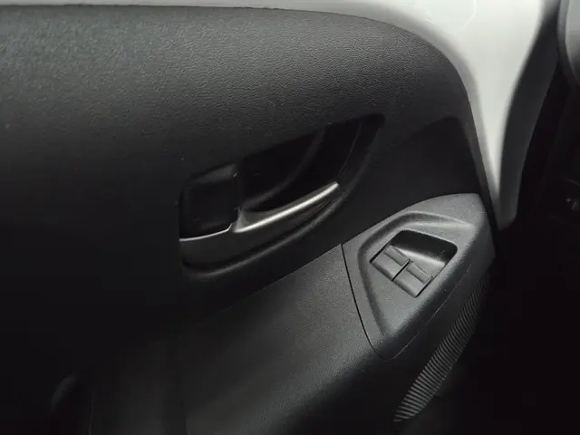 Toyota Aygo 1.0 VVT-i x-play 2021 Benzine 16