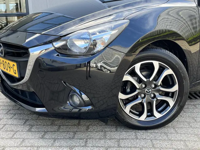 Mazda 2 1.5 Skyactiv-G GT-M Line 2016 Benzine 38