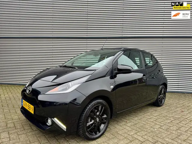 Toyota Aygo 1.0 VVT-i x-now 2016 Benzine