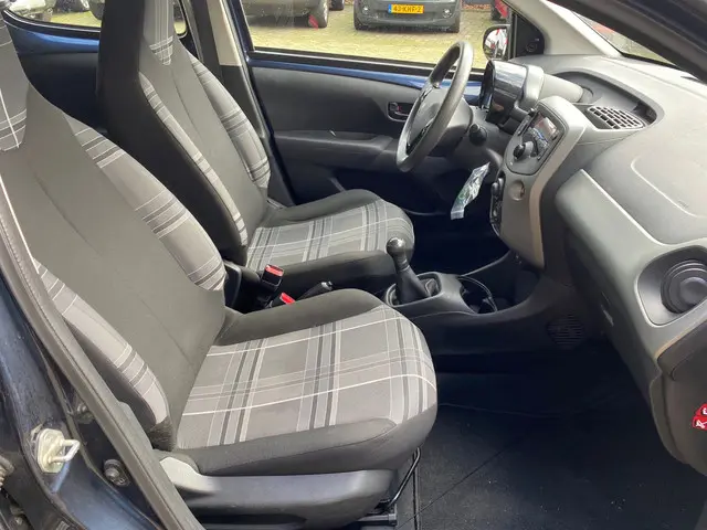 Peugeot 108 1.0 e-VTi Active 2018 Benzine 5