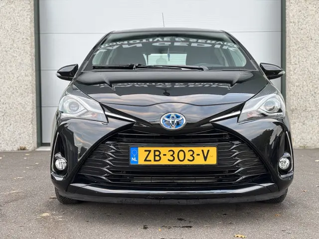 Toyota Yaris 2