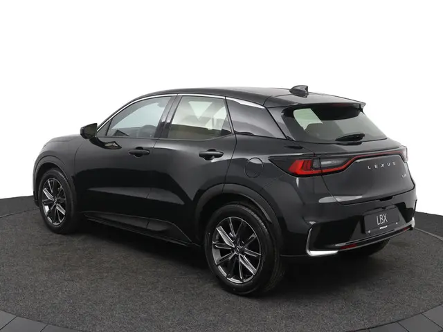 Lexus LBX Relax 2WD 2025 Hybride Benzine 11