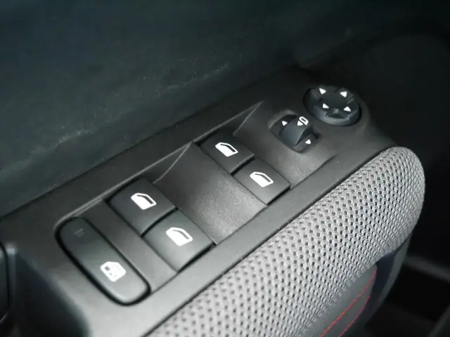 Citroën C3 Aircross 1.2 PureTech S&S Shine 2019 Benzine 13