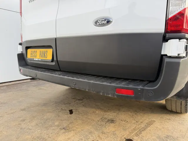 Ford Transit 350 2.0 TDCI 170PK 2023 Diesel 16