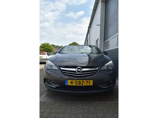 Opel Cascada 1.4 Turbo ecoFLEX Cosmo 2013 Benzine 8
