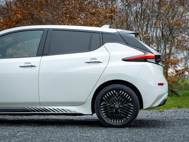 Nissan Leaf e+ N-Connecta 62 kWh 2022 Elektrisch 13