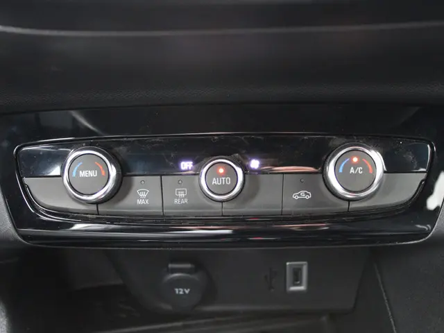 Opel Corsa 1.2 Turbo Hybrid GS 2025 Hybride Benzine 16