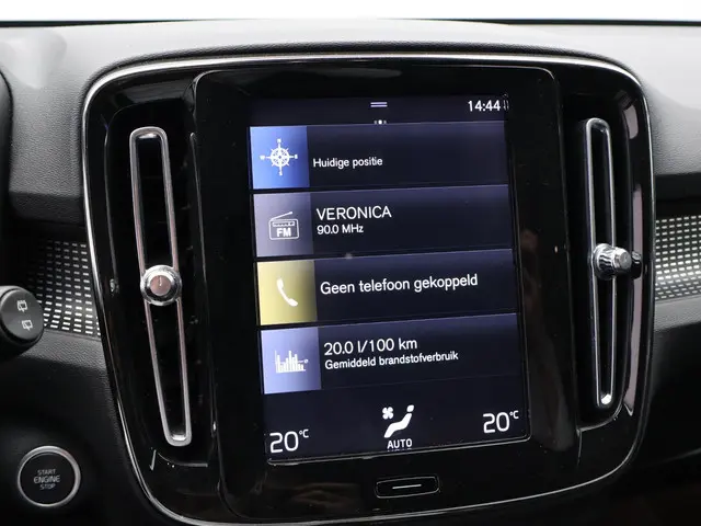 Volvo XC40 T2 Automaat R-Design 2021 Benzine 16