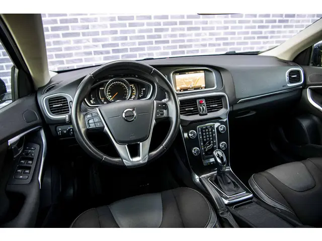 Volvo V40 1.5 T2 Polar+ 2019 Benzine 11