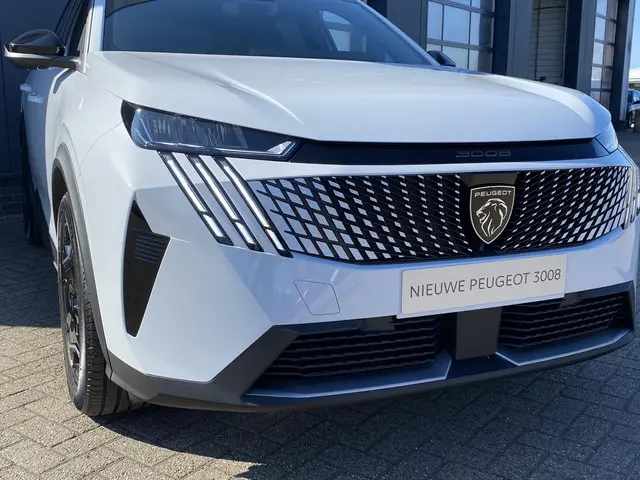 Peugeot e-3008 Allure Avantage 73 kWh 2025 Elektrisch 7
