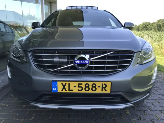 Volvo XC60 2.0 T6 Inscription Automaat 2016 Benzine 8