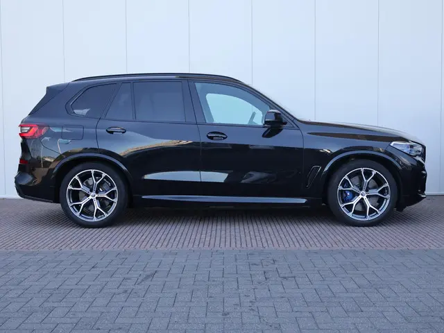 BMW X5 xDrive45e High Executive 2023 Hybride Benzine 3