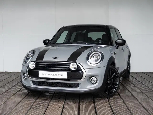 MINI 5-Deurs Cooper Aut. 2020 Benzine 40