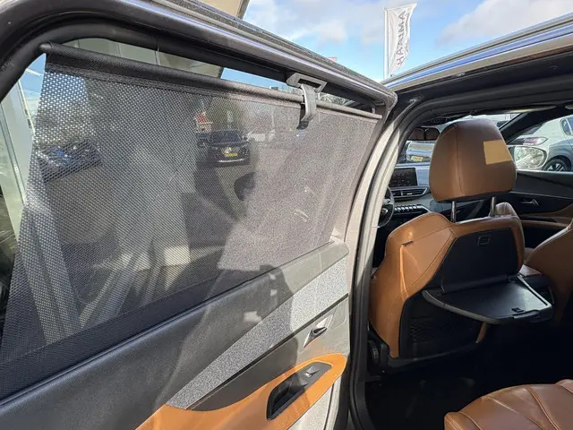 Peugeot 5008 1.2T 130pk Blue Lease GT-Line 2018 Benzine 21