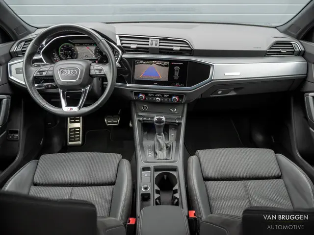 Audi Q3 Sportback 45 TFSI e S-Line 2022 Hybride Benzine 7