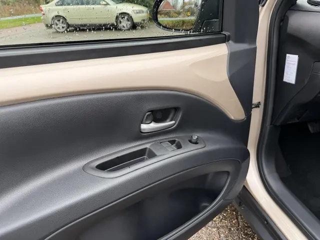 Toyota Aygo X 1.0 VVT-i S-CVT Pulse 2024 Benzine 11