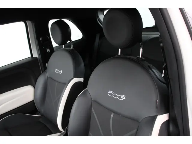 Fiat 500 1.2 Sport Automaat 2018 Benzine 8