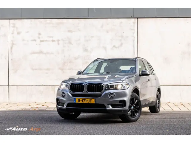 BMW X5 xDrive35i High Executive 2015 Benzine 8