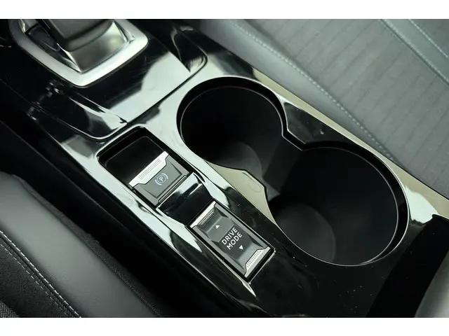 Peugeot e-2008 EV Allure Pack 50 kWh 2021 Elektrisch 27