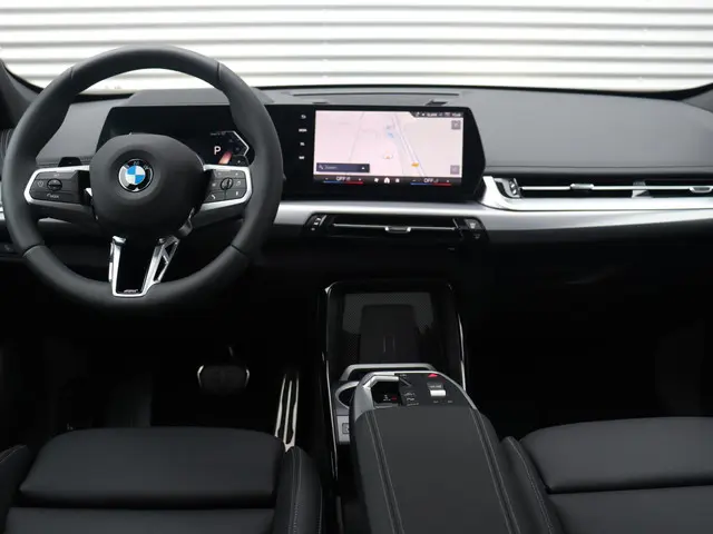 BMW X1 xDrive23i 2025 Benzine 11