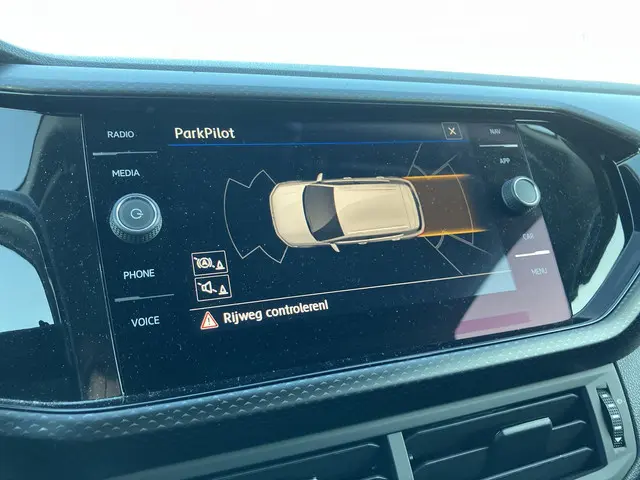 Volkswagen T-Cross 1.0 TSI/115PK Life DSG 2020 Benzine 11