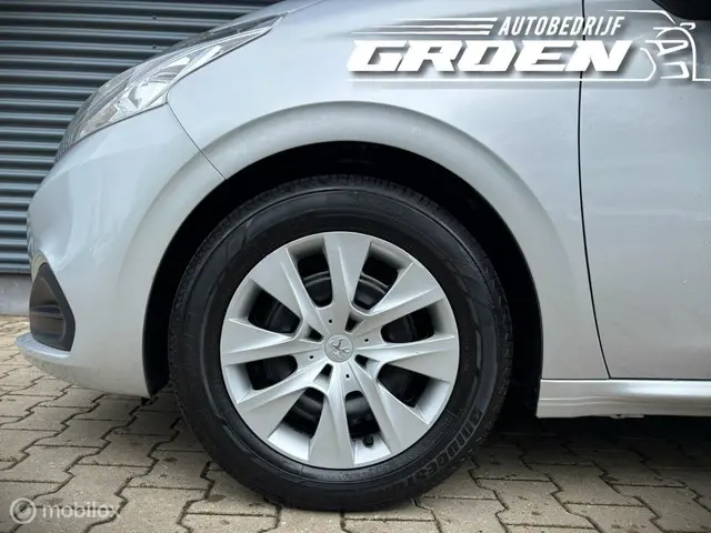 Peugeot 208 1.0 PureTech Access 2015 Benzine 15
