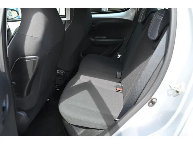 Peugeot 108 1.0 e-VTi Active 2017 Benzine 10