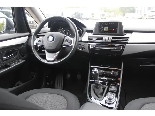 BMW 2 Serie Active Tourer 218i Executive 2014 Benzine 4