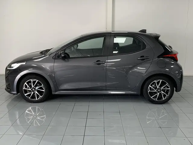Toyota Yaris 1.5 Hybrid Dynamic 2021 Hybride Benzine 15