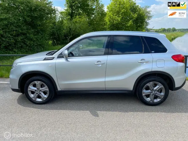 Suzuki Vitara 1.6 Exclusive 2015 Benzine