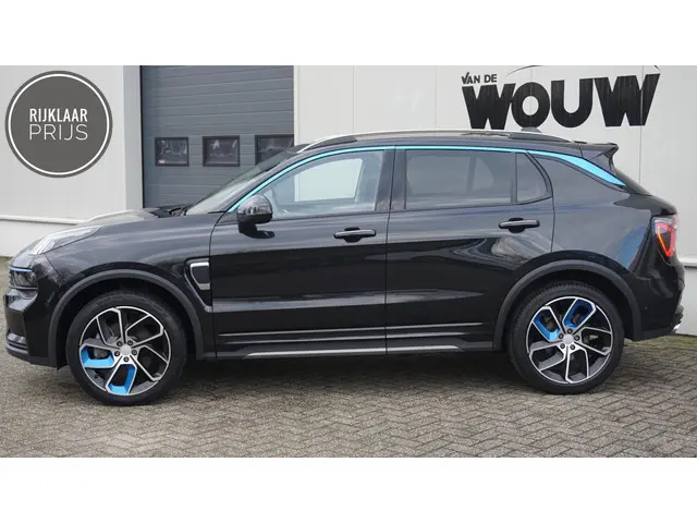 Lynk & Co 01 1.5 PHEV 2023 Hybride Benzine 4