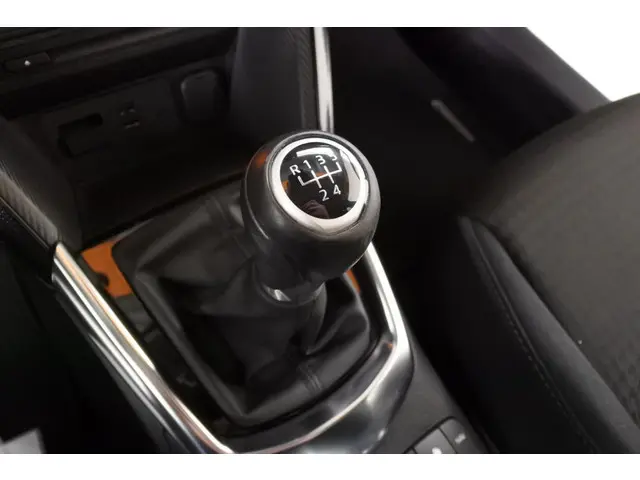 Mazda 2 1.5 90pk Dynamic+ 2018 Benzine 33