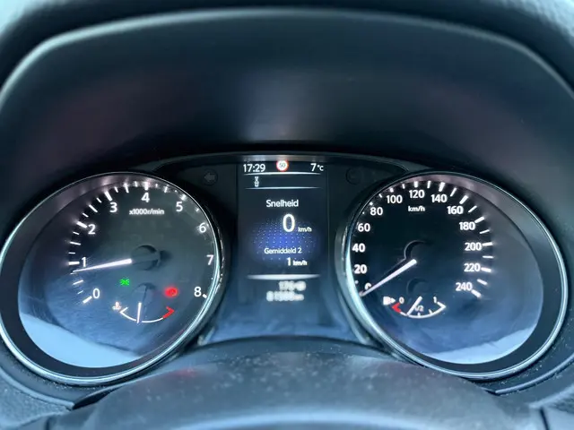 Nissan QASHQAI 1.2 N-Connecta Panorama 2017 Benzine 65