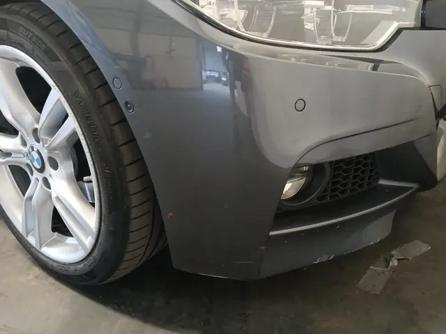 BMW 3 Serie 318i - Leer - Clima - Inbraak Schade 2019 Benzine 24