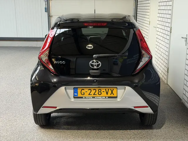 Toyota Aygo 1.0 VVT-i x-joy 2020 Benzine 6