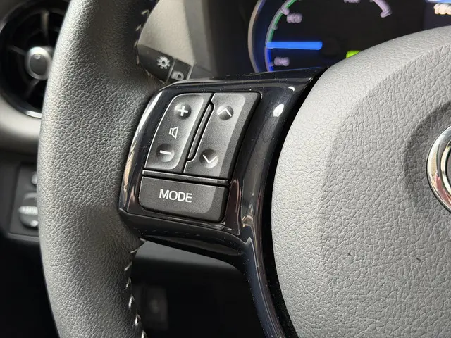 Toyota Yaris 1.5 Hybrid Aspiration 2018 Hybride Benzine 15