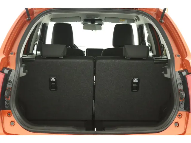 Suzuki Ignis 1.2 Smart Hybrid Style 2023 Benzine 24