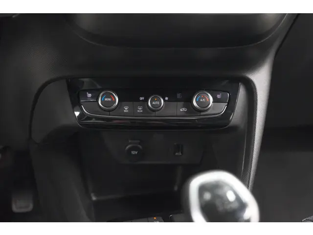 Opel Corsa 1.2 Turbo 100 Ultimate 2023 Benzine 44