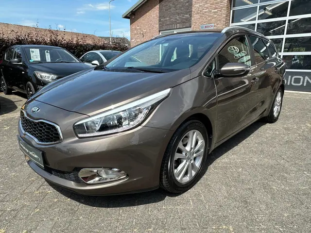 Kia cee'd Sportswagon 1.6 GDI BusinessLine 2014 Benzine 3