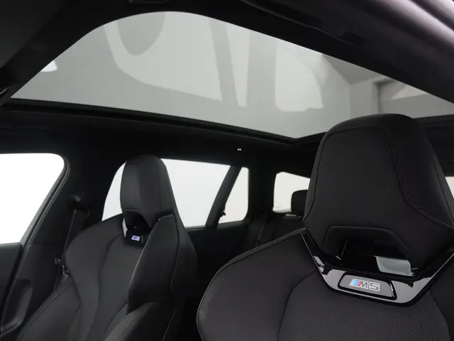 BMW M5 5-serie Touring 2025 Hybride Benzine 18
