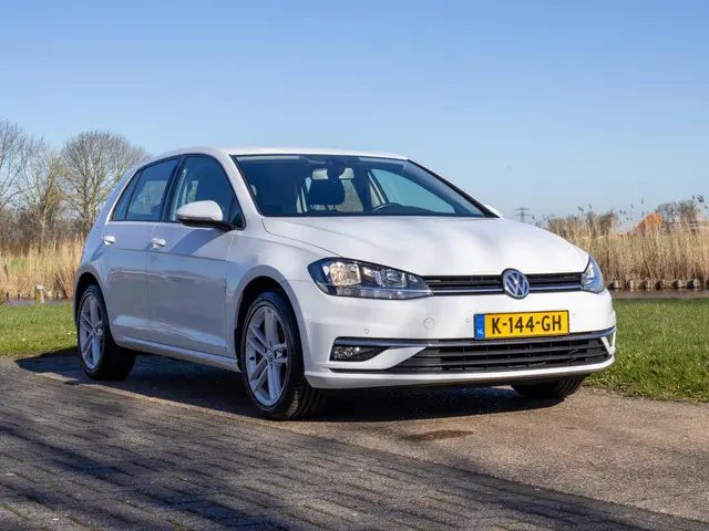 Volkswagen Golf 1.0 TSI Trendline 2019 Benzine 29