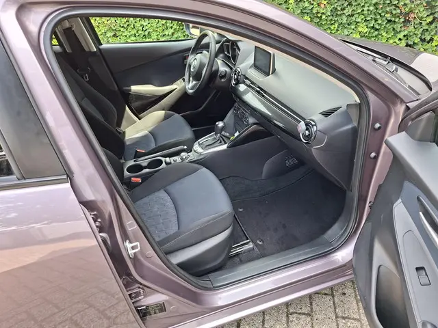 Mazda 2 1.5 Skyactiv-G Skylease+ 2015 Benzine 15