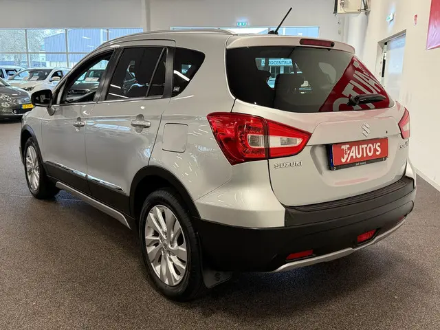 Suzuki S-Cross 1.0 Boosterjet Exclusive 2016 Benzine 3