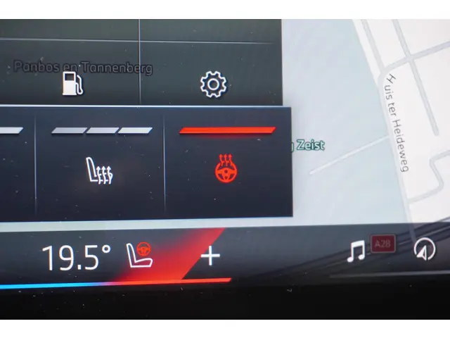 BMW X6 xDrive40i 2025 Benzine 25