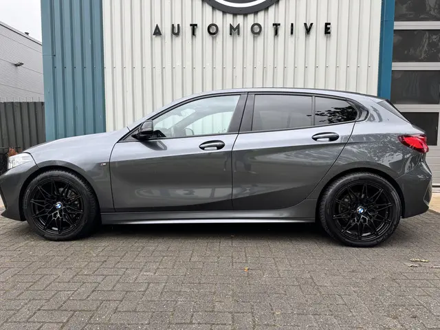 BMW 1 Serie 118d M-Pakket / Virtual / 2019 Diesel 18