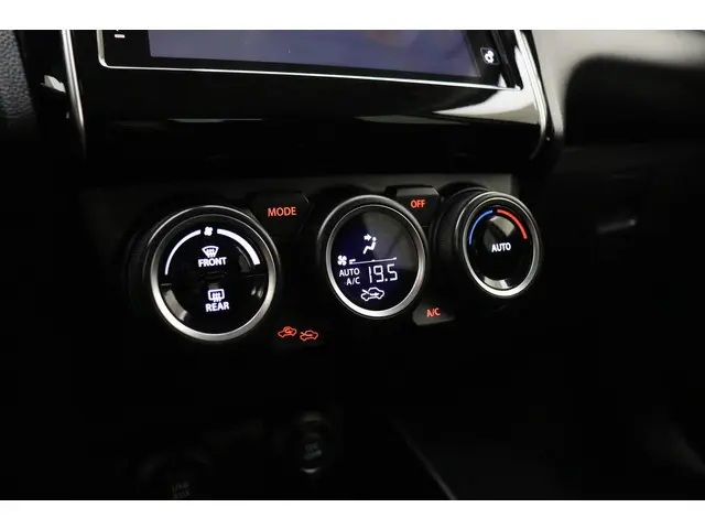 Suzuki Swift 1.0 Stijl Smart Hybrid 2019 Benzine 19