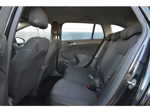 Opel Astra Sports Tourer 1.0 Edition 2016 Benzine 10