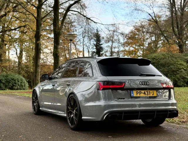 Audi RS6 Avant 4.0 TFSI RS 6 / Full options! 2014 Benzine 38